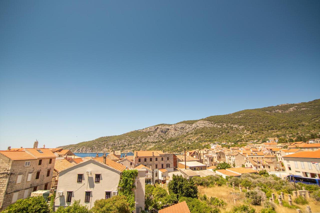 Apartments Mali Raj Komiža Dış mekan fotoğraf