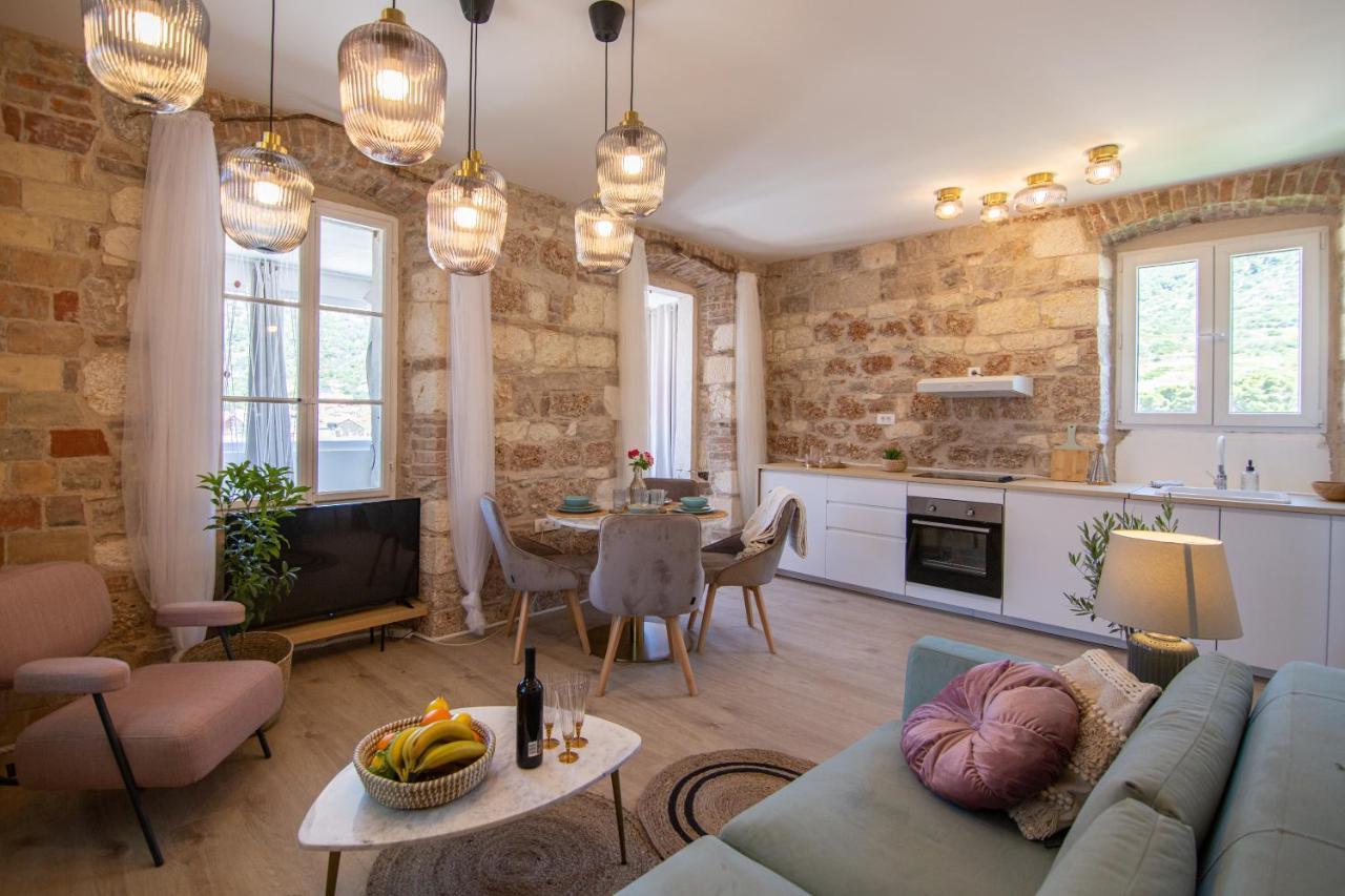 Apartments Mali Raj Komiža Dış mekan fotoğraf
